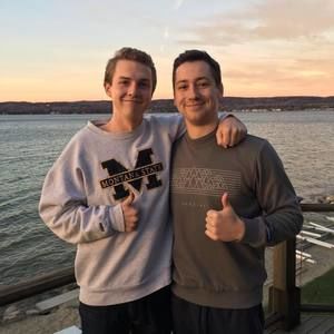 Meet your Posher, Alex